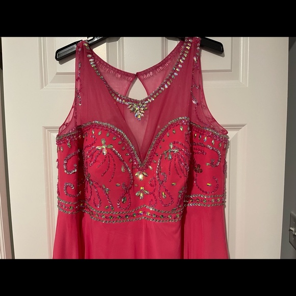 Prom Dress - Picture 2 of 3